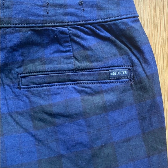 🆕 Hollister plaid skinny pants. Epic flex.🔵🟢 - Picture 5 of 6